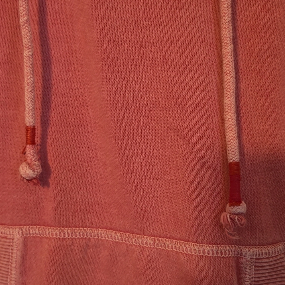 Mid 2K American Eagle beachy hoodie - Picture 5 of 8